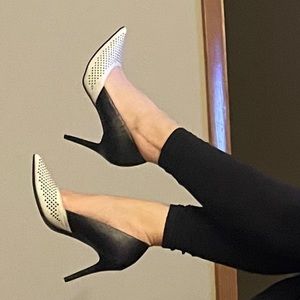 Audrey Brooke Sloan Heels